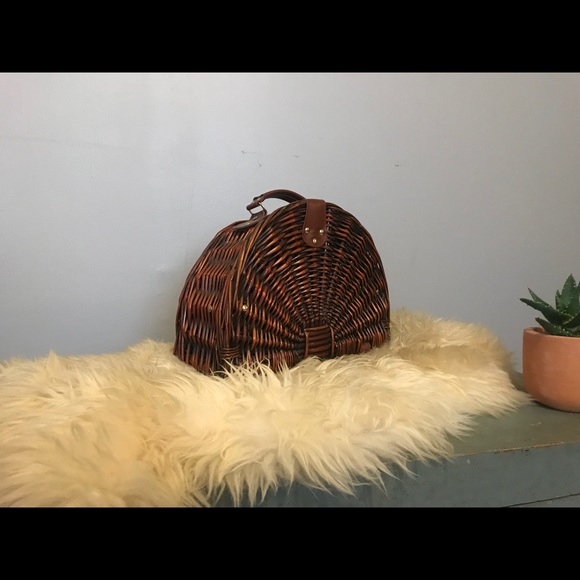 Vintage basket Purse - Picture 2 of 8